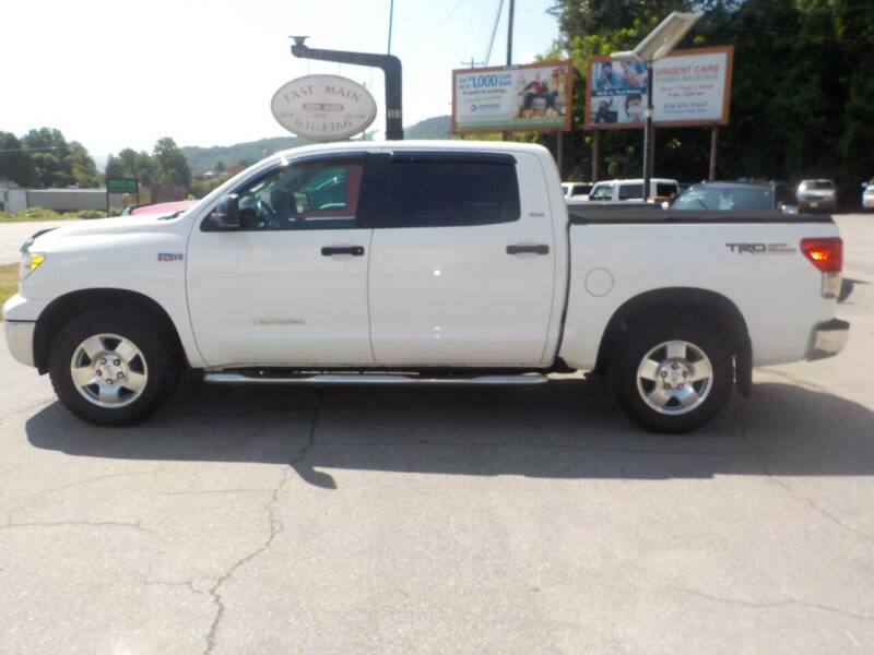 2013 Toyota Tundra for sale at EAST MAIN AUTO SALES in Sylva NC
