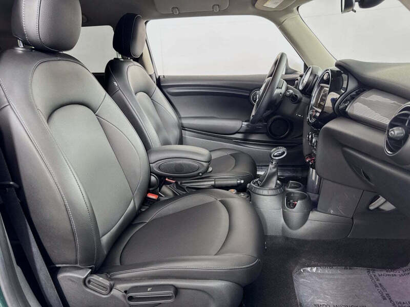 2015 MINI Hardtop 2 Door Cooper