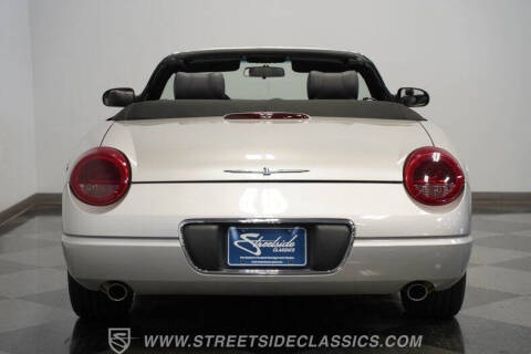 2004 Ford Thunderbird Deluxe