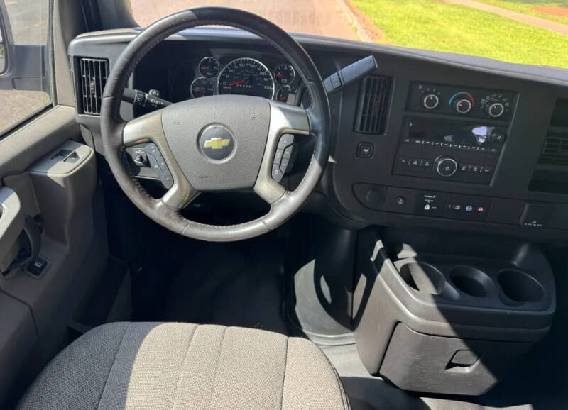 2018 Chevrolet Express LS 2500