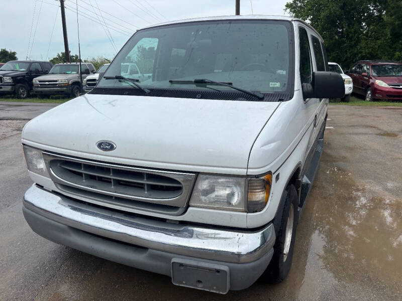 2000 Ford E-Series E-150