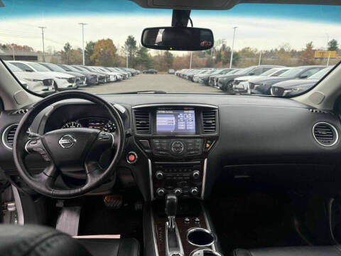 2014 Nissan Pathfinder Platinum