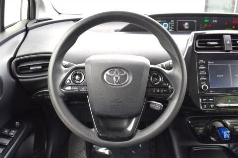 2022 Toyota Prius LE