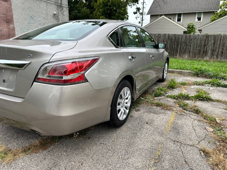 2015 Nissan Altima for sale at SRL SAHER in Lorain, OH