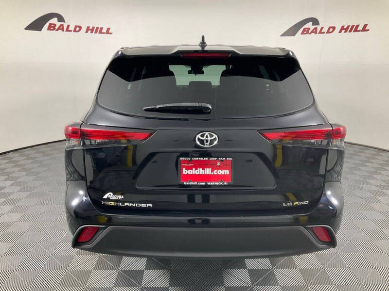 2021 Toyota Highlander LE