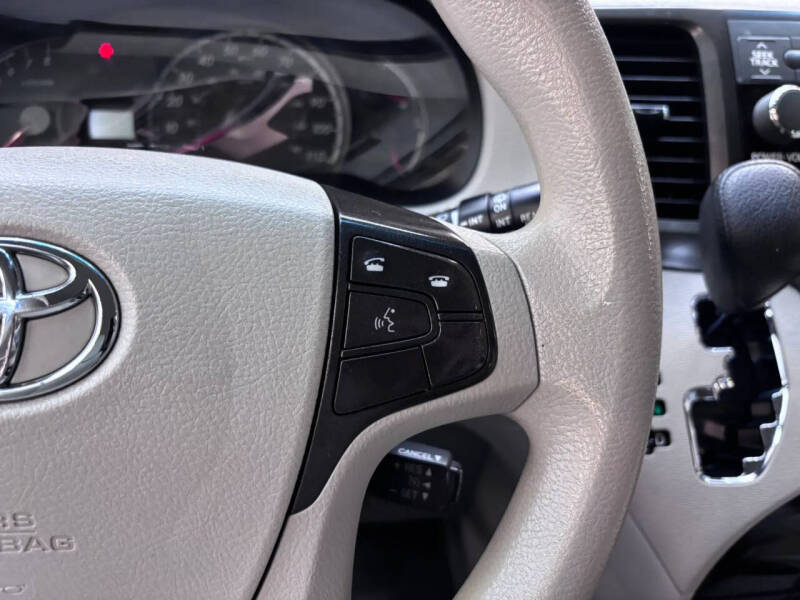 2014 Toyota Sienna