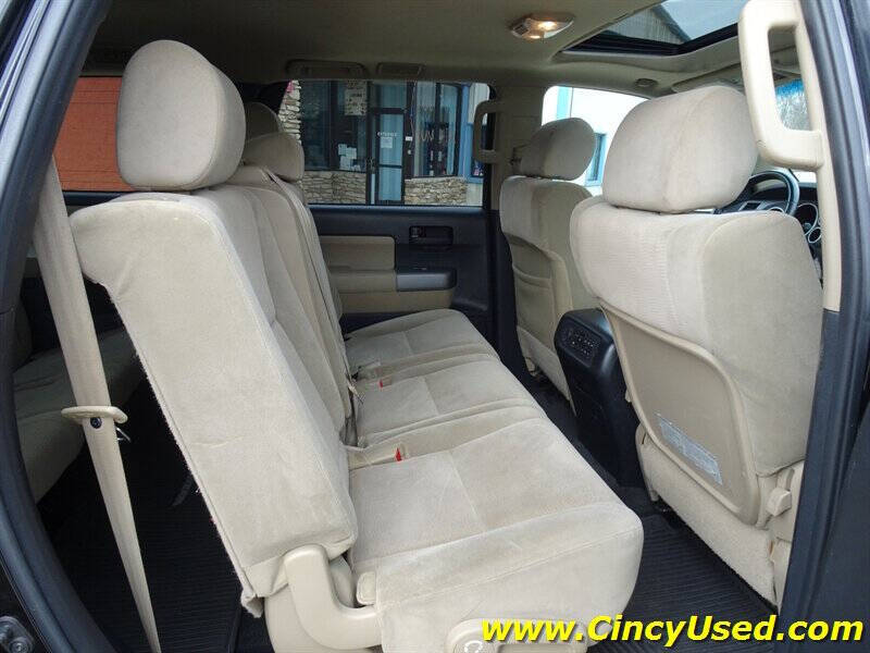 2012 Toyota Sequoia SR5