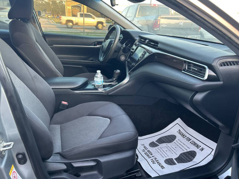 2018 Toyota Camry LE