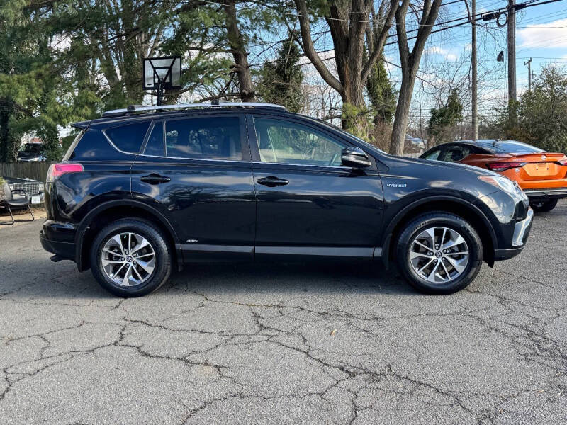 2016 Toyota RAV4 Hybrid XLE