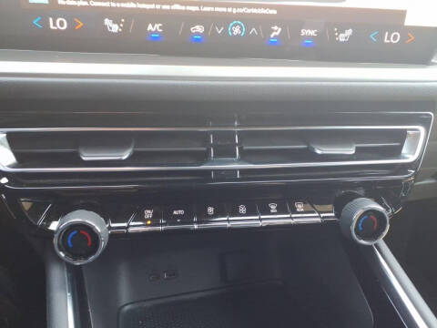 2024 Chevrolet Traverse LS