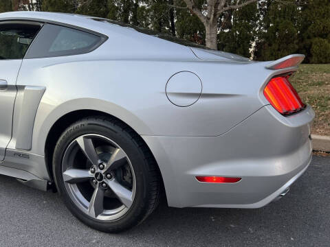 2015 Ford Mustang V6