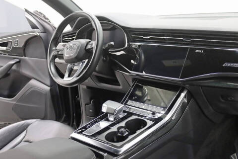 2020 Audi Q8 quattro Premium 55 TFSI