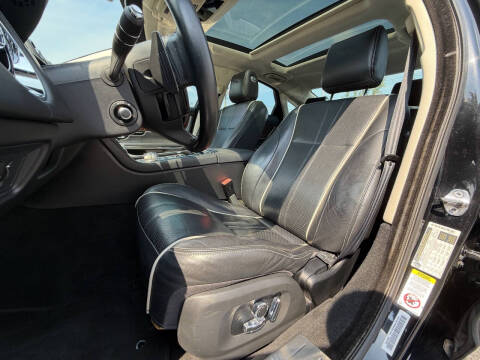 2016 Jaguar XJ R-Sport