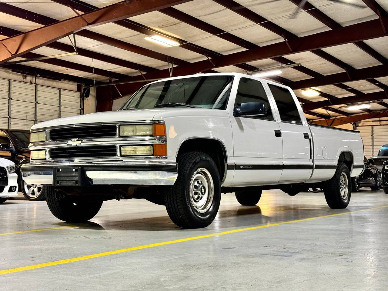 2000 Chevrolet C/K 3500 Series for sale at Carnival Car Company in Victoria, TX