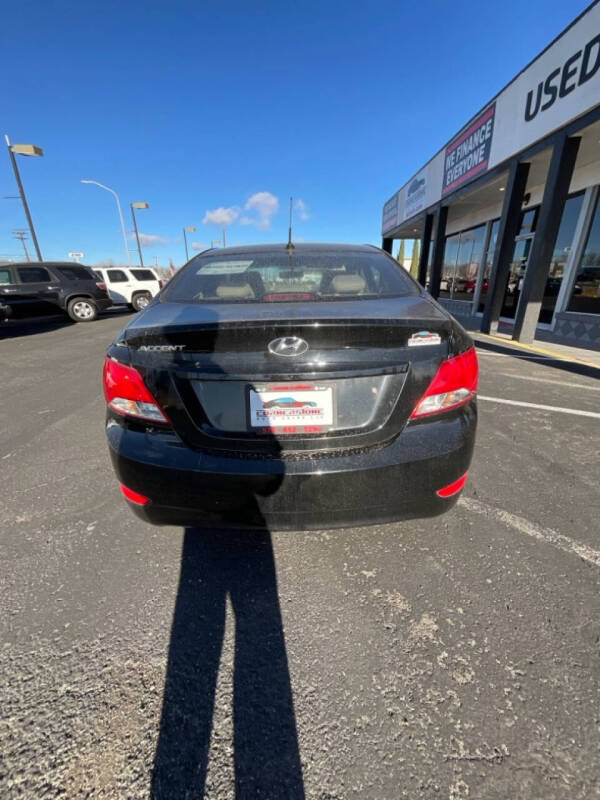 2016 Hyundai Accent SE