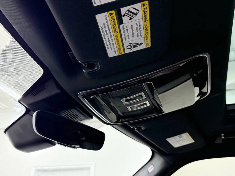 2020 Land Rover Range Rover P525 HSE