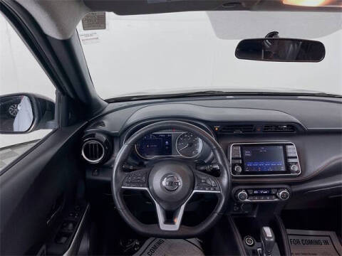 2019 Nissan Kicks SR