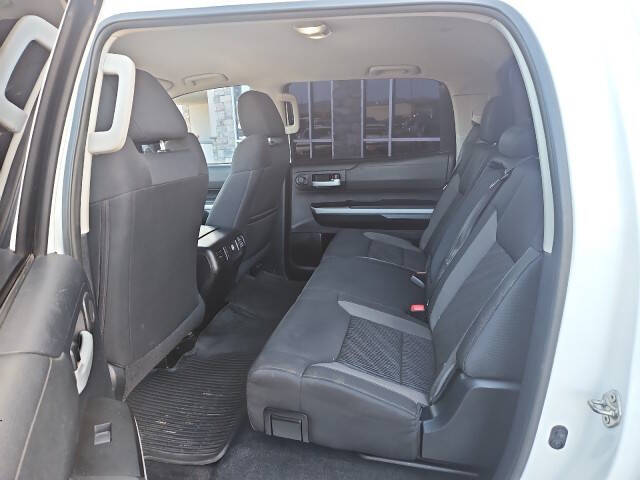 2014 Toyota Tundra SR5