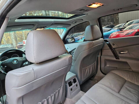 2004 BMW 5 Series 525i