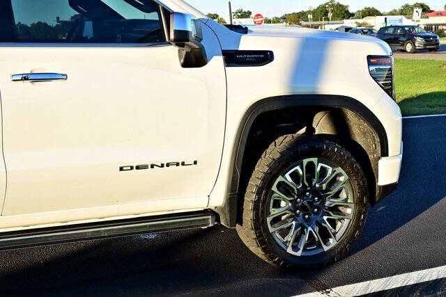 2024 GMC Sierra 1500 Denali Denali Ultimate photo 17