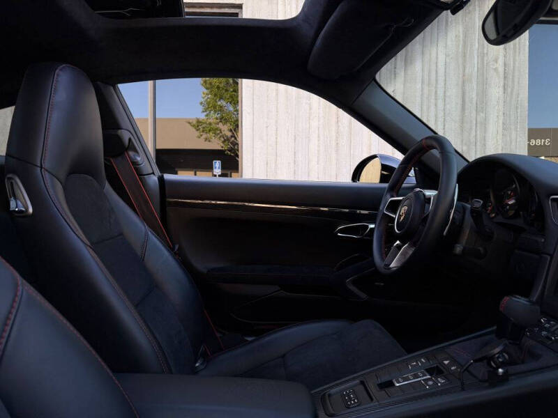 2012 Porsche 911 Carrera
