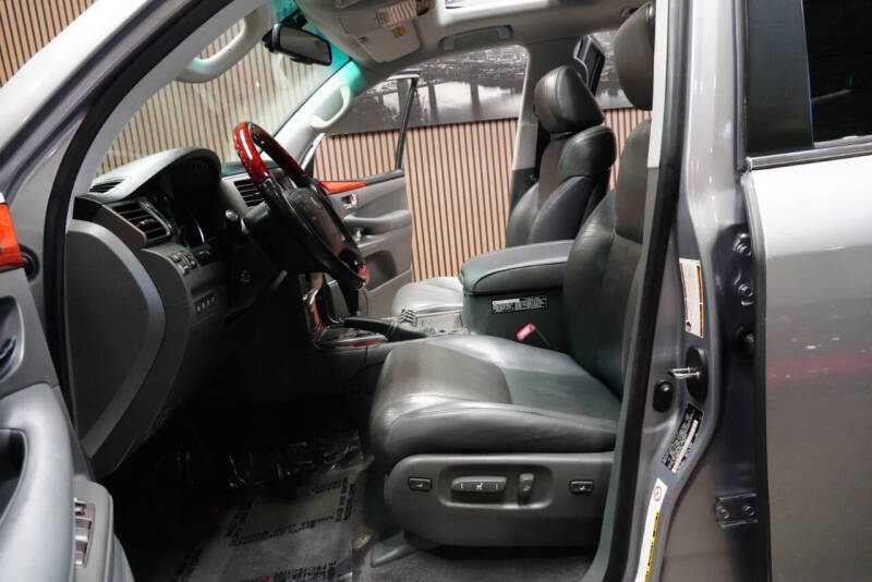 2009 Lexus LX 570
