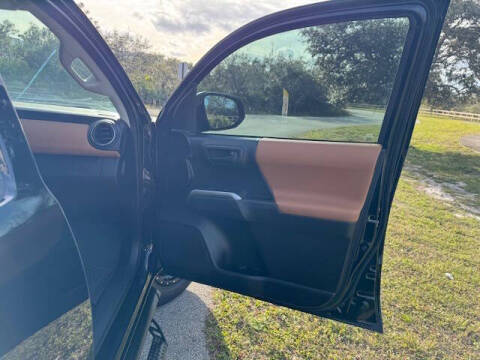 2020 Toyota Tacoma TRD Sport