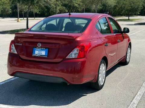 2015 Nissan Versa 1.6 S Plus