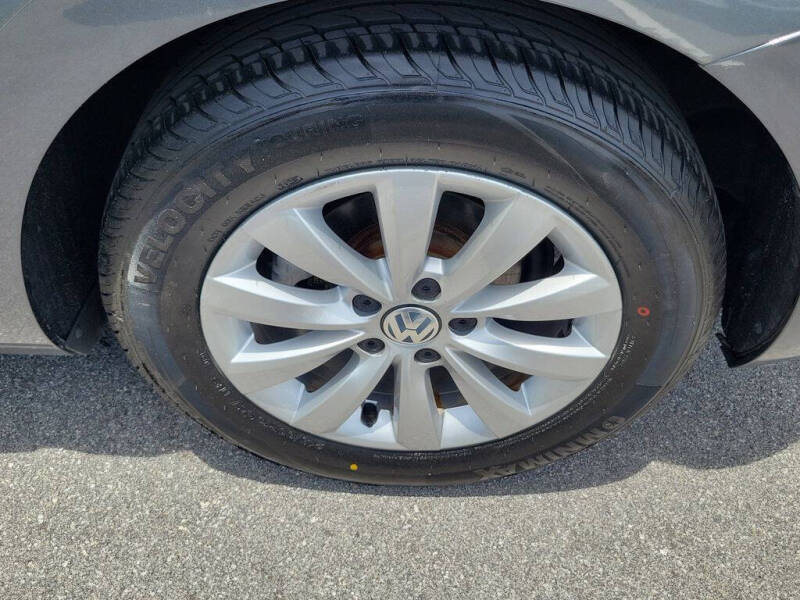 2019 Volkswagen Beetle 2.0T S