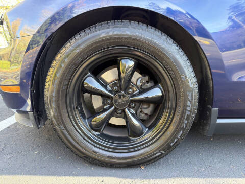 2010 Ford Mustang V6 Premium