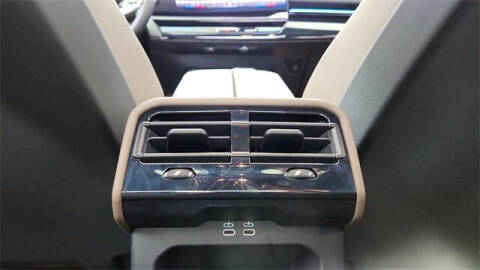 2025 BMW 5 Series 530i xDrive