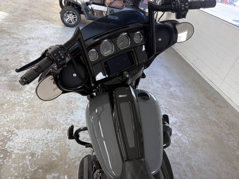 2022 Harley-Davidson Street Glide