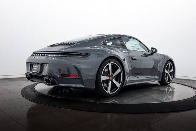 2026 Porsche 911 Carrera