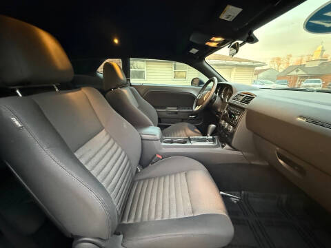 2014 Dodge Challenger SXT