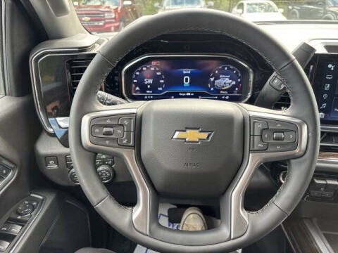 2025 Chevrolet Silverado 3500HD CC LT