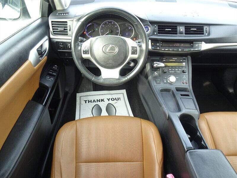 2011 Lexus CT 200h Premium