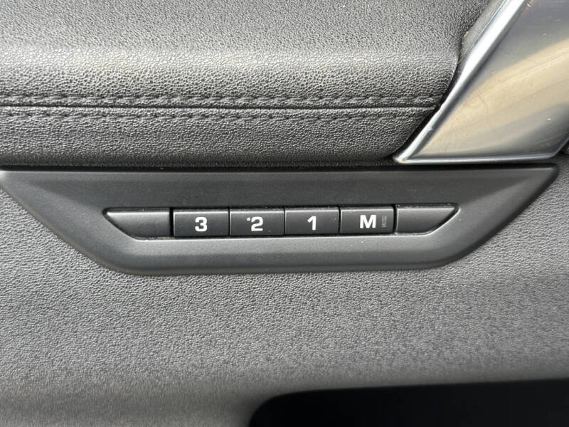 2020 Land Rover Discovery Sport P250 SE