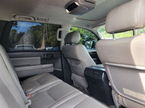 2012 Toyota Sequoia SR5