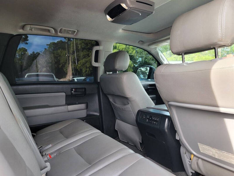 2012 Toyota Sequoia SR5