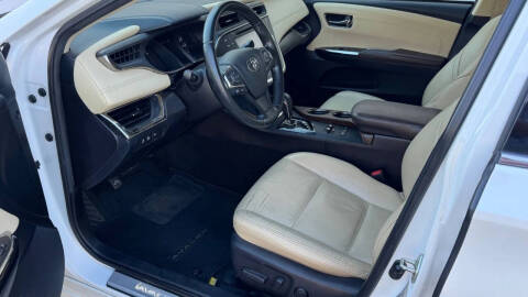 2016 Toyota Avalon Hybrid XLE Premium