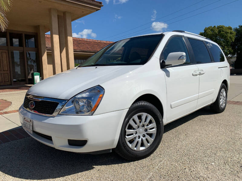 2012 Kia Sedona for sale at Auto Hub, Inc. in Anaheim CA