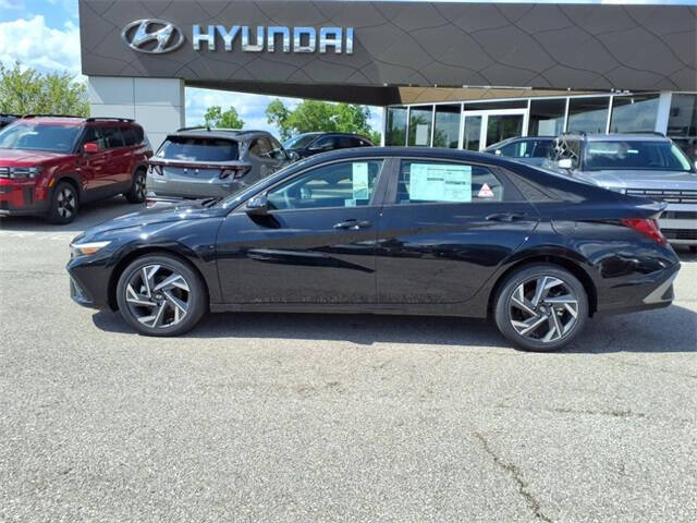 2025 Hyundai Elantra Hybrid SEL Sport