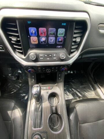 2017 GMC Acadia SLT-1