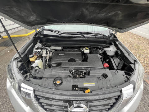 2020 Nissan Pathfinder SL