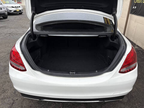 2017 Mercedes-Benz C-Class C 300