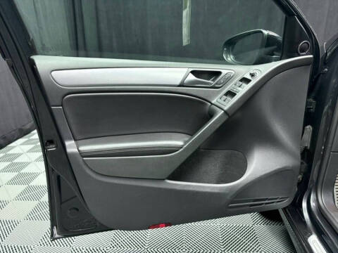 2013 Volkswagen Golf R 4Motion