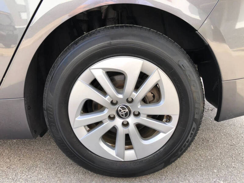 2016 Toyota Prius Two