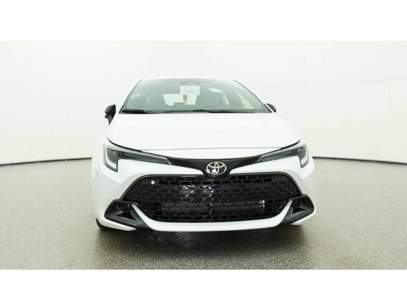 2026 Toyota Corolla Hatchback SE