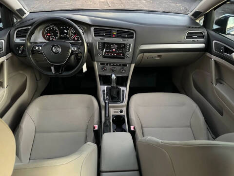 2015 Volkswagen Golf