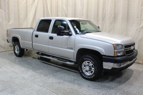 2007 Chevrolet Silverado 2500HD Classic for sale at AutoLand Outlets Inc in Roscoe IL